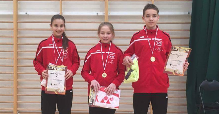 Turniej badmintona w Warszawie - Medale naszych zawodników