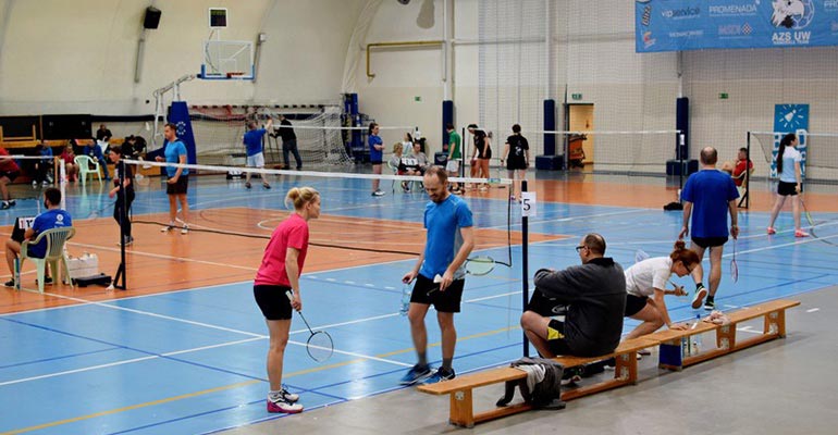 Turniej badmintona w Warszawie dla dorosłych i dziecii