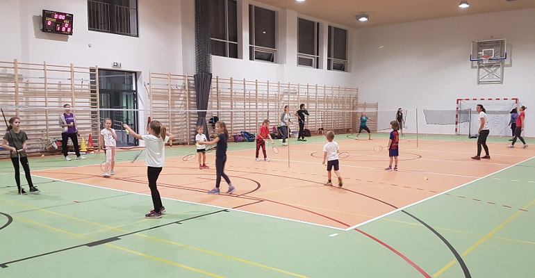 Treningi badmintona na Cietrzewia 22 - Warszawa Włochy